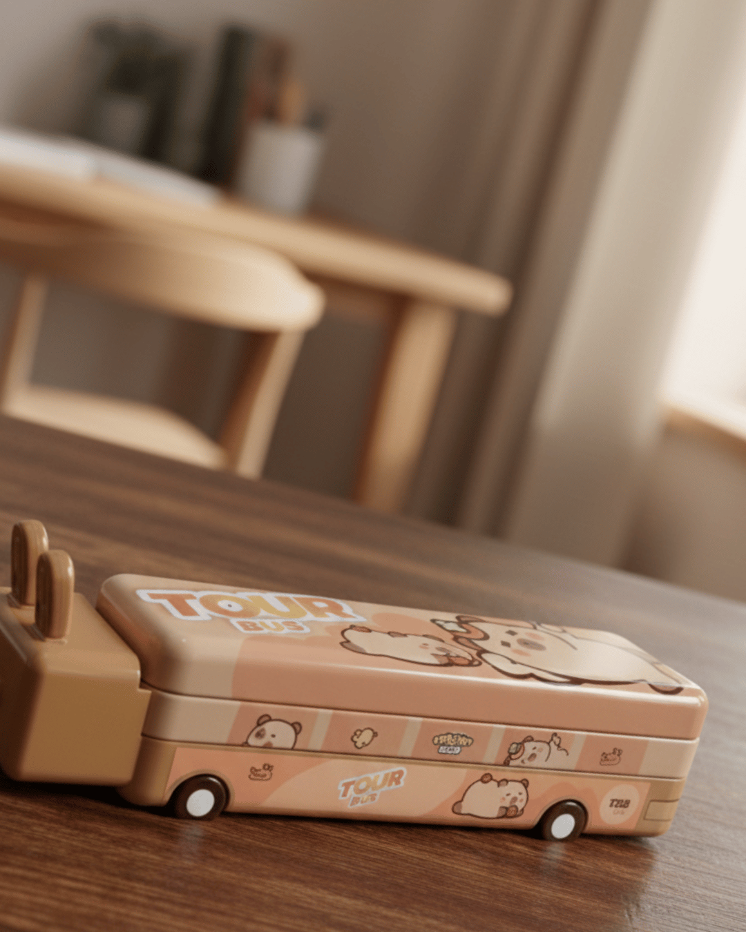 Bus-Shaped Metal Pencil Case - Image 3